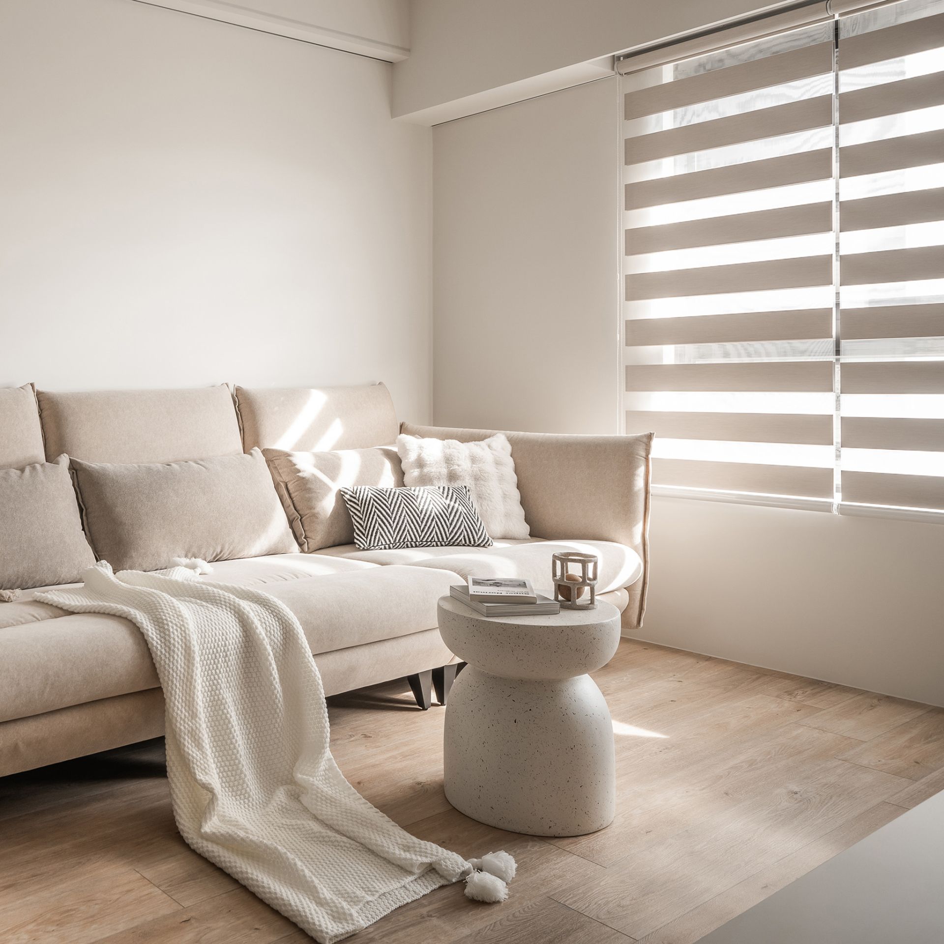 北歐漏斗狀茶几